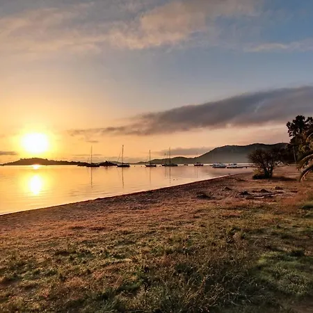 La Baie Des Voiles Κάμπινγκ