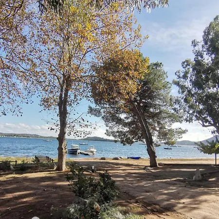 La Baie Des Voiles Κάμπινγκ 3*