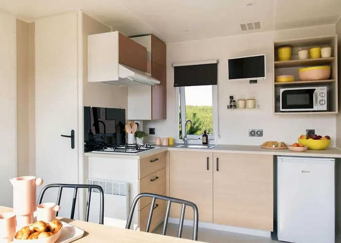 La Baie Des Voiles * بورتو فيكشْيو